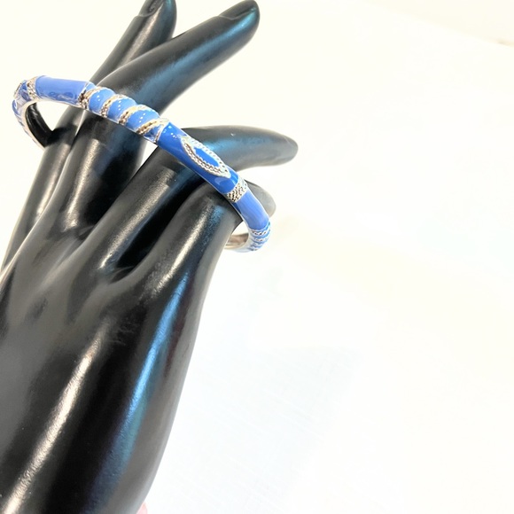 Blue Enamel Costume Jewelry Bangle - Picture 6 of 7